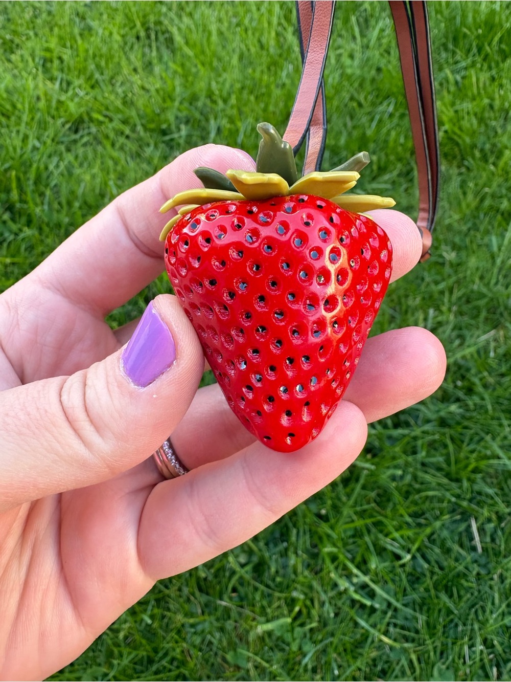 Strawberry Bag Charm- NWOT - Picture 5 of 6